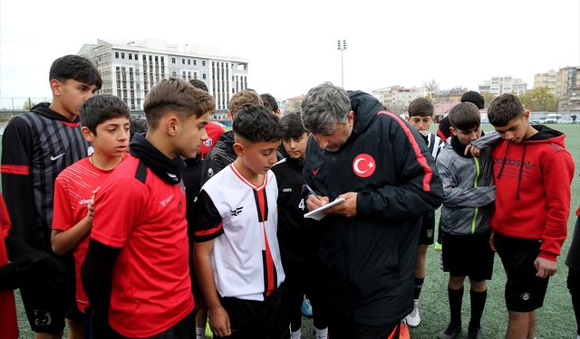 Türkiye Futbol Federasyonu (TFF) U14 Milli Takım bölge seçmeleri, Van'da başladı