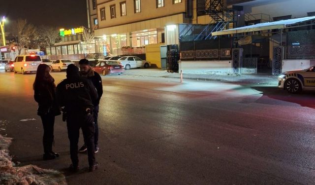 Erzincan'da yurtlar önünde sıkı denetim