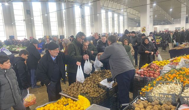 Pazarda Yoğunluk Oluştu