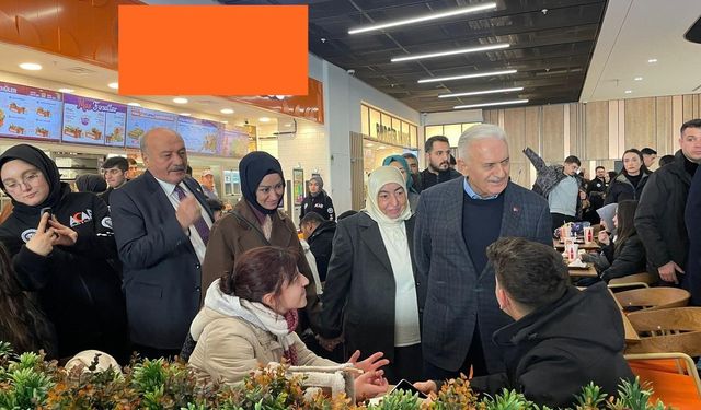 Binali Yıldırım ve Süleyman Karaman’a Starbucks tepkisi