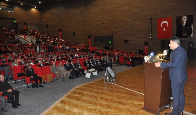 ‘Hızlı Trenin Erzincan’a Gelmesi İçin Elimizden Geleni Yapacağız’