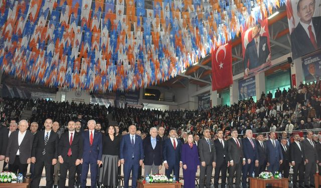 AK Parti 8. İl Kongresi Yapıldı