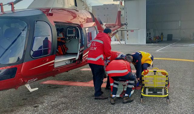 Dadaş 25 Hava Ambulansı hastaların imdadına yetişiyor