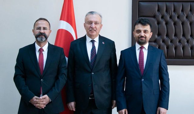 EBYÜ Mühendislik Mimarlık Fakültesi Dekanlığına Prof. Dr. Yunus Babacan atandı