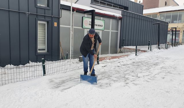 Doğu Anadolu’yu Beyaz Dönüşüm Sardı: Erzurum, Ağrı, Tunceli, Ardahan ve Kars Karla Kaplandı