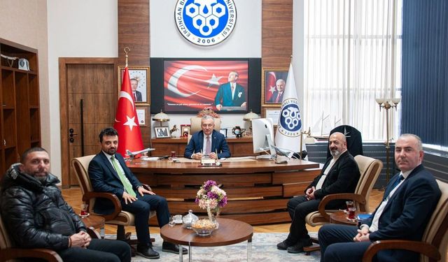 Mühendislik-Mimarlık Fakültesi yönetimi ve öğrencilerinden Rektör Prof. Dr. Akın Levent’e ziyaret