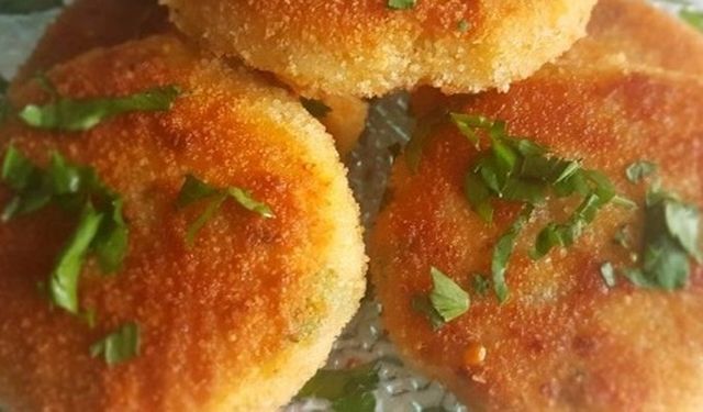 Pazar kahvaltınıza lezzet katacak tuzlu alternatif; Patates Pankek