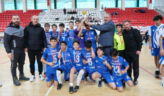 Erzincan’da Futsal Yıldızlar İl Birinciliği Müsabakaları tamamlandı