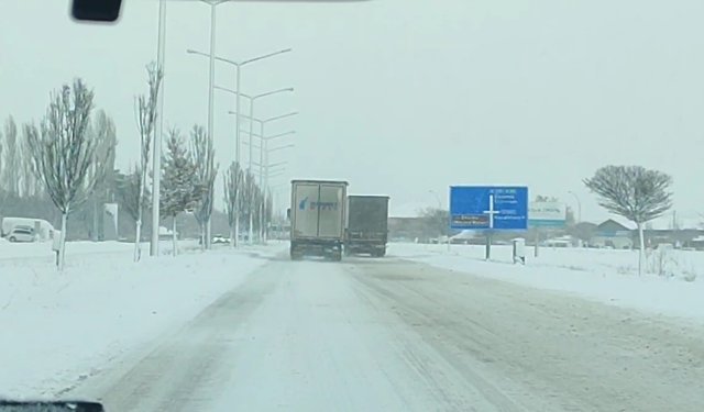 Bayburt ve Gümüşhane Yolu Büyük Tonajlı Araç Geçişine kapatıldı!