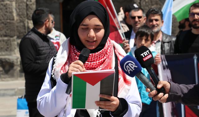 Erzurum'da sağlık çalışanları 77 haftadır Gazze için yürüyor