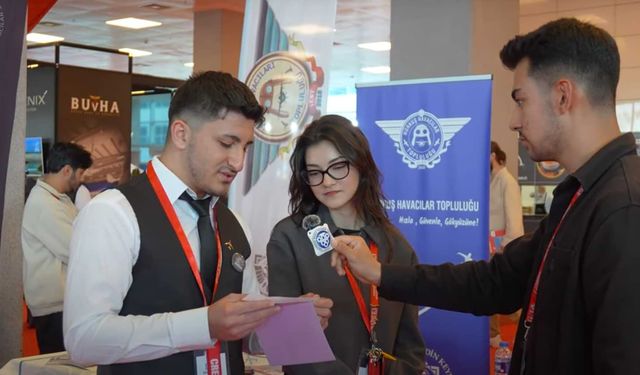 Genç Kanatlar Kendi İmkânlarıyla Uçtu: Binali Yıldırım Üniversitesi Öğrencileri IFTE 2025’e Damga Vurdular (VİDEO HABER)