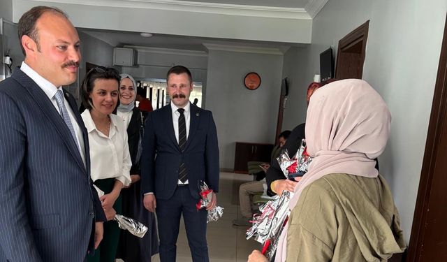 MHP'den hemşire günü ziyaretleri