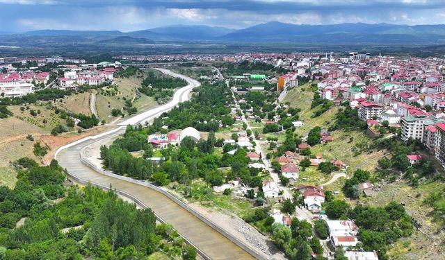 Bingöl’de Çapakçur Çayı Taşkın Koruma Projesi Tamamlandı: 1030 Dekar Arazi Güvence Altında