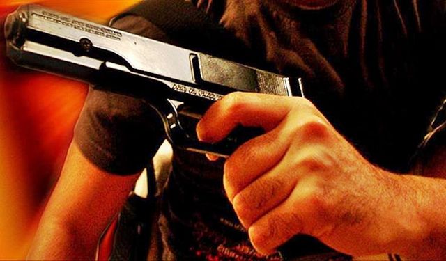 Erzurum’da Husumetli Kişiler Arasında Silahlı Kavga: 1 Yaralı, Araç Camları Kırıldı