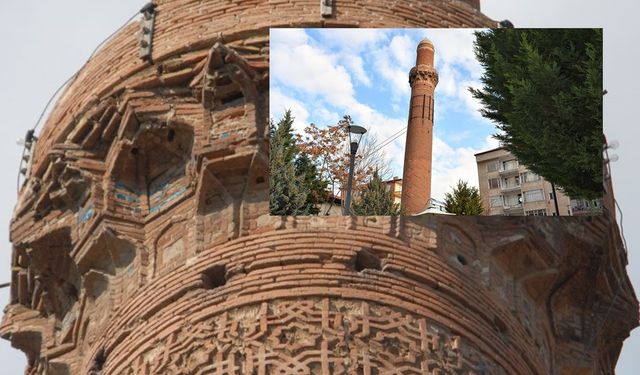Türkiye’nin Pisa’sı: 800 Yıllık Eğri Minare Zamana Meydan Okuyor