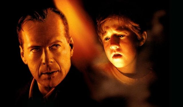 Gerilim ve Şaşkınlık Garantili: İzleyiciyi Sonuna Kadar Ekrana Kilitleyen Sürpriz Sonlu Filmler