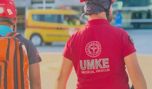 Afette İlk Umut: UMKE Ekipleri Afetin İlk Dakikalarında Hayat Kurtarıyor (VİDEO)