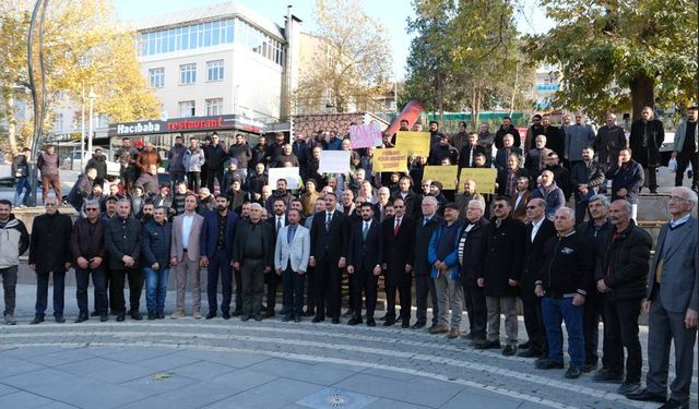 İliç’te tüm siyasi partilerden ortak çağrı: “Çöpler Madeni açılmalı, ilçe nefes almalı” (VİDEO)