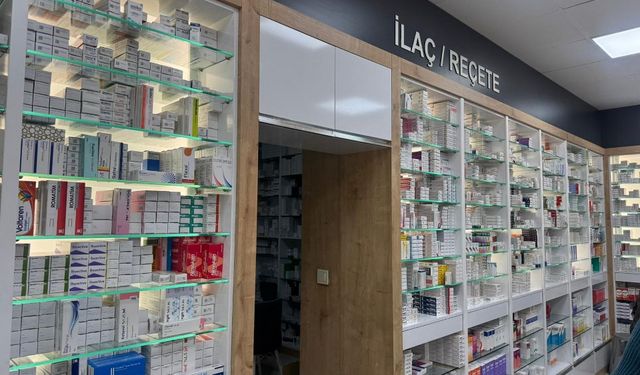 Eczacılar Alarm Veriyor: İlaç Krizi Kapıda