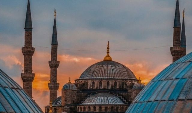 Erzincan’da Hanımlara Özel Kandil Programı