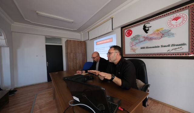 Erzincan’da Seracılara Sera İçi Isıtma Sistemleri Eğitimi