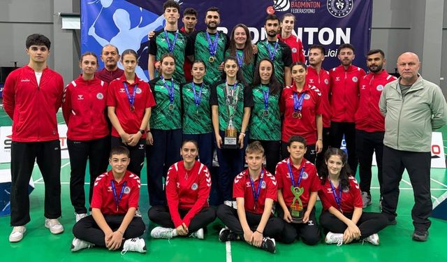 Erzincan Badminton’da Zirveye Oynadı