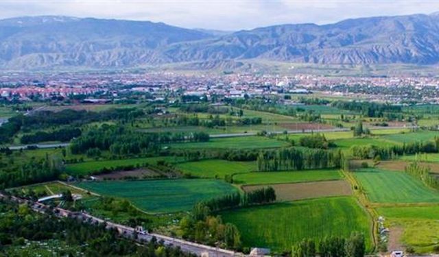 Erzincan Kabuğuna Sığmadı: İşte Gerçek Nüfusu!