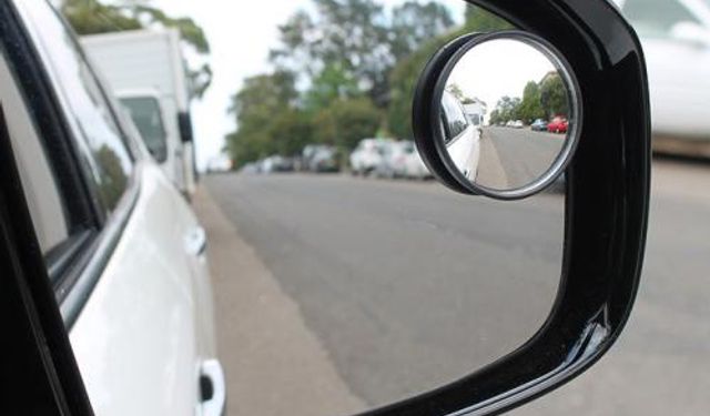 Kör Nokta Aynası Trafikte Hayat Kurtarıyor
