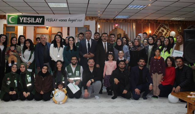 Erzincan’da Gönüllülük Ruhu Buluştu: Yeşilay’dan 5 Aralık’a Özel Program