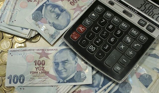 Memur ve emeklinin gözü kulağı zam oranlarında