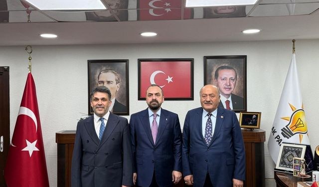 AK Parti’nin Tanıtım ve Medya Başkanı Faruk Acar Erzincan’da Teşkilatla Buluştu