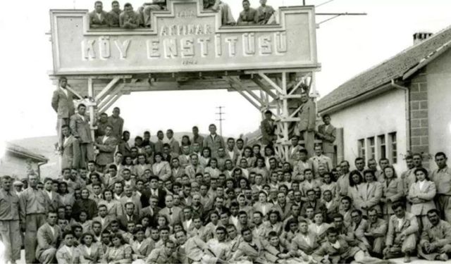 Cumhuriyet Köyde Yeniden Kuruldu: Türkiye’nin En Büyük Eğitim Deneyi