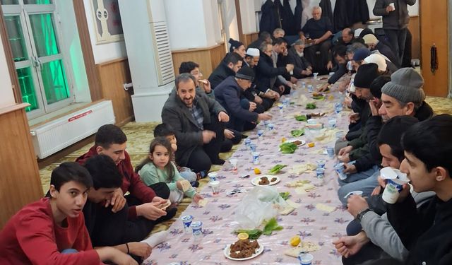 Dini Rehberlikte Ailenin Rolü Gündemde