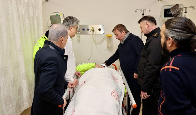 Vali Aydoğdu Yaralanan Polisleri Hastanede Ziyaret Etti