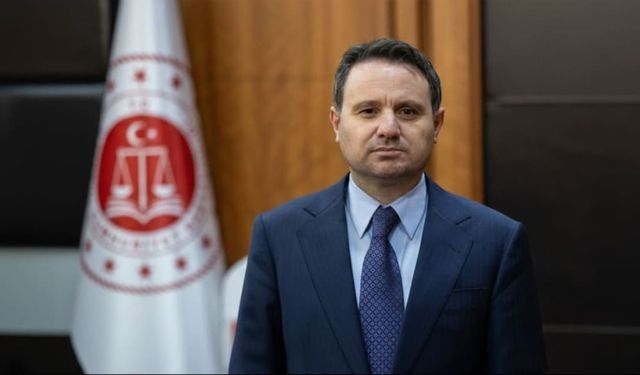 Sosyal Medyada Sahte Hesap Olmayacak! Kimlik Şartı Geliyor