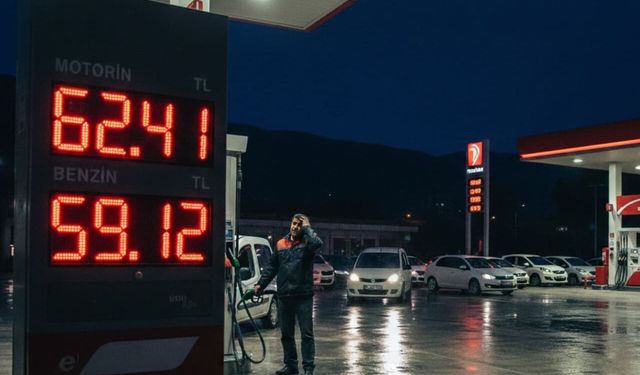 Motorinde Kara Gece: 60 TL Barajı Yıkıldı!