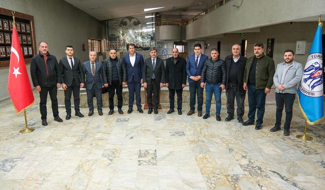 Otlukbeli Heyetinden Erzincan Belediyesi’ne Ziyaret