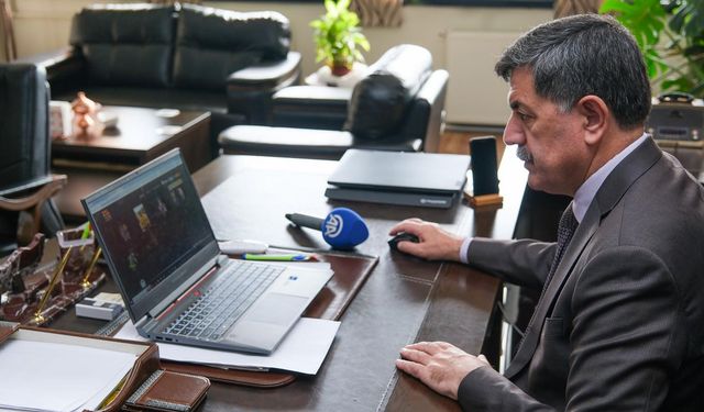 Bekir Aksun “Yılın Kareleri” İçin Oy Kullandı