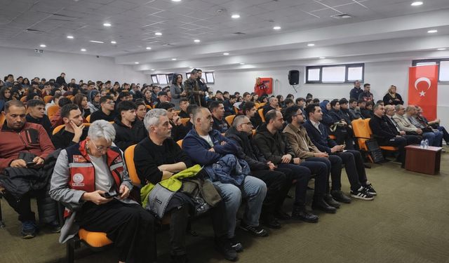 Erzincan’da 6 Şubat Depremleri Yıl Dönümünde Farkındalık Konferansı