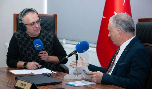 EBYÜ İlk Kez QS Avrupa Listesinde: Rektör Akın Levent TRT Erzurum Radyosu’nda Anlattı