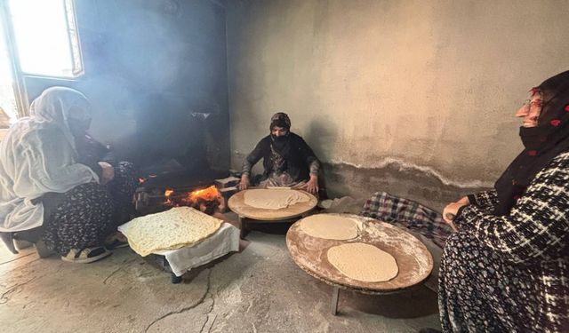 Erzincan’da Ramazan Bereketi: Köylü Kadınlar Hazırlıklara Günler Öncesinden Başladı (VİDEO)