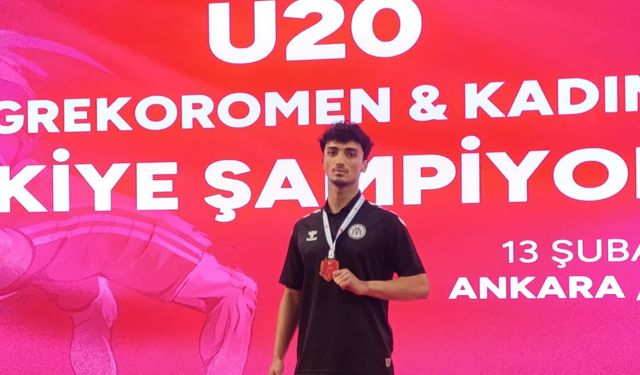 Erzincanlı Güreşçi Türkiye Üçüncüsü Oldu