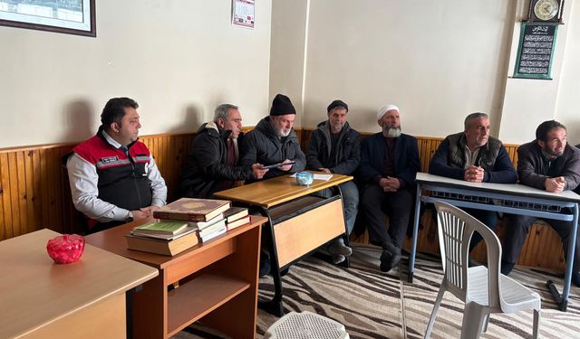 Kemah’ta Tarım Buluşması: İlçe Tarım Ekipleri Kerer Köyü’nde Üreticilerle Bir Araya Geldi