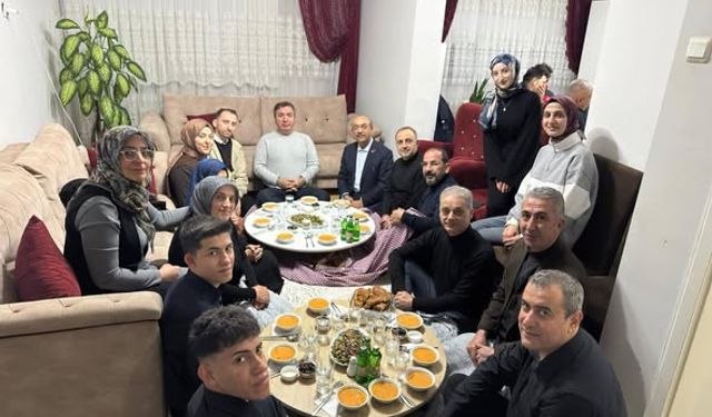 Vali Aydoğdu’dan Gündoğdu Ailesine İftar Ziyareti