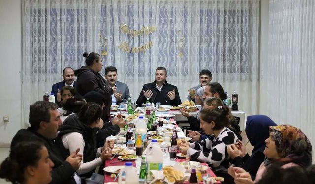 Engelsiz Yüreklerle Aynı Sofrada