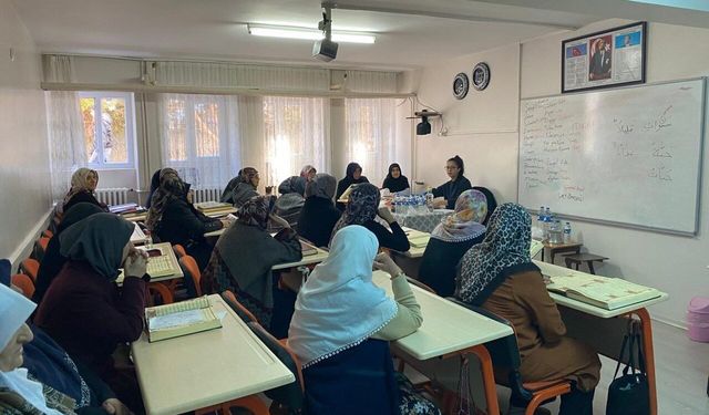 Erzincan’da Çocuk Akademisi Eğitimleri Sürüyor