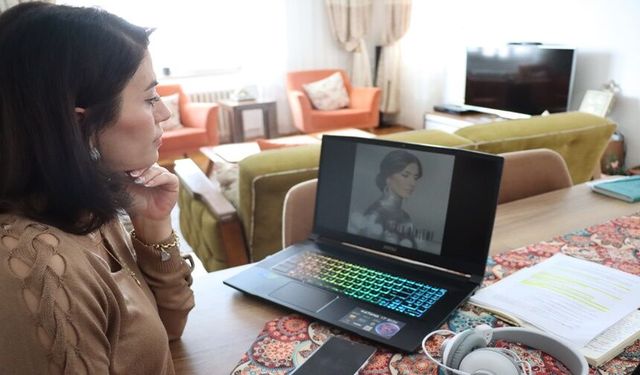 Erzincanlı Ev Hanımından Yapay Zeka Destekli Dijital Atılım