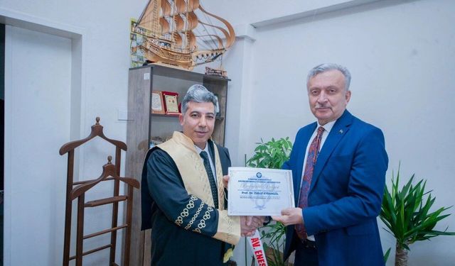 Hukuk Fakültesinde Terfi Heyecanı