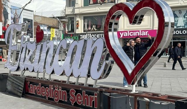 Şehrin İmzası Yeniden Meydanda