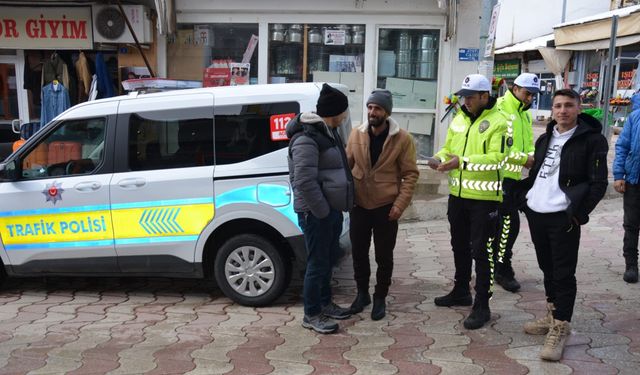 Tercan’da Trafik Ekiplerinden Bilinçlendirme Seferberliği